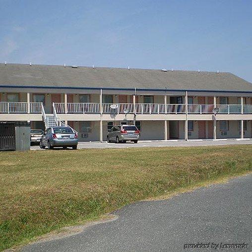 Budget Inn By Oyo Nassawadox Hwy 13 Zewnętrze zdjęcie