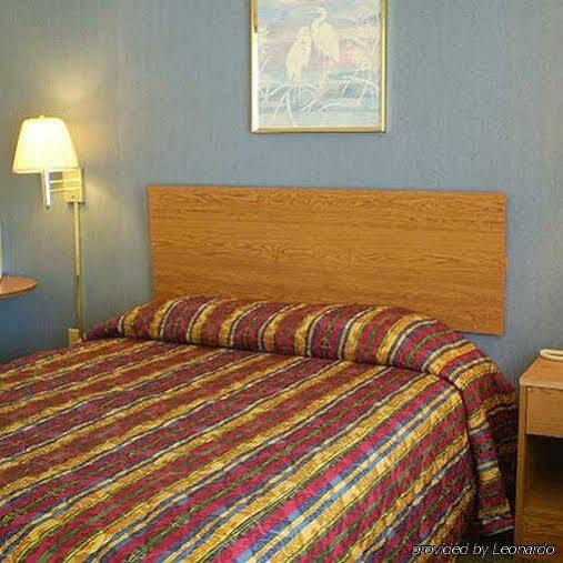 Budget Inn By Oyo Nassawadox Hwy 13 Zewnętrze zdjęcie